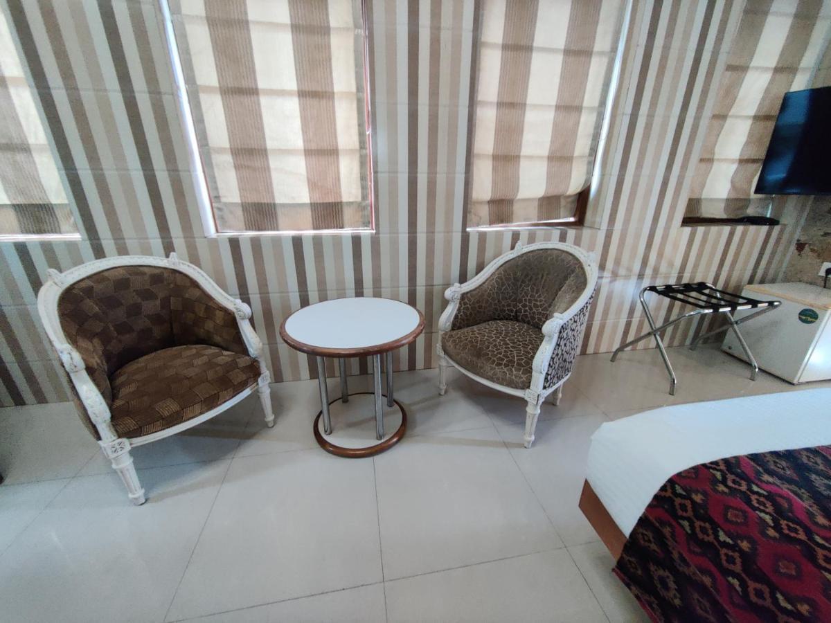 Capital Hotel Mumbai Kültér fotó